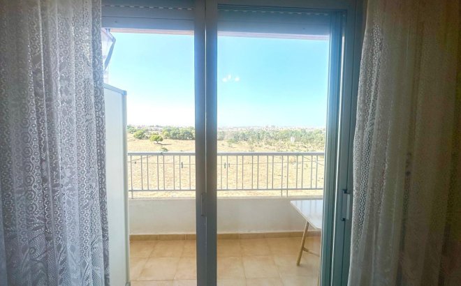 Resale - Apartment -
Torrevieja - Punta Prima