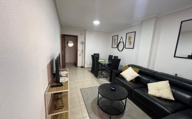 Resale - Apartment -
Torrevieja - Playa del Cura