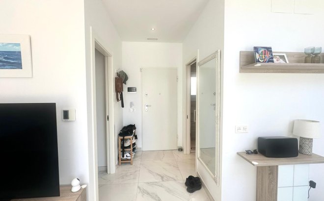 Resale - Villa -
Torrevieja - Miramar - Torre Del Moro