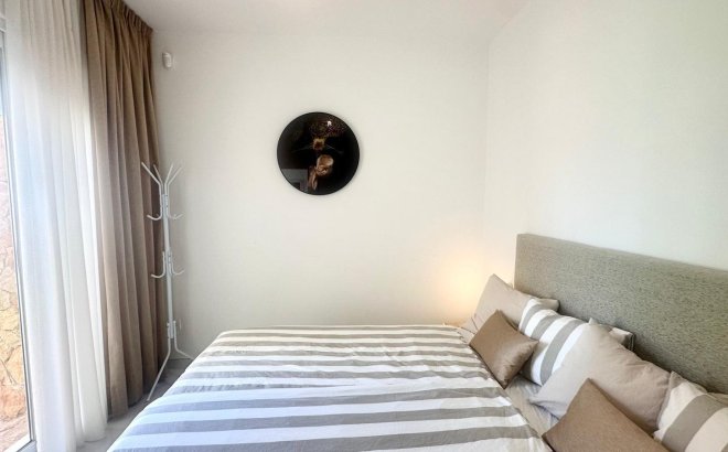 Resale - Villa -
Torrevieja - Miramar - Torre Del Moro