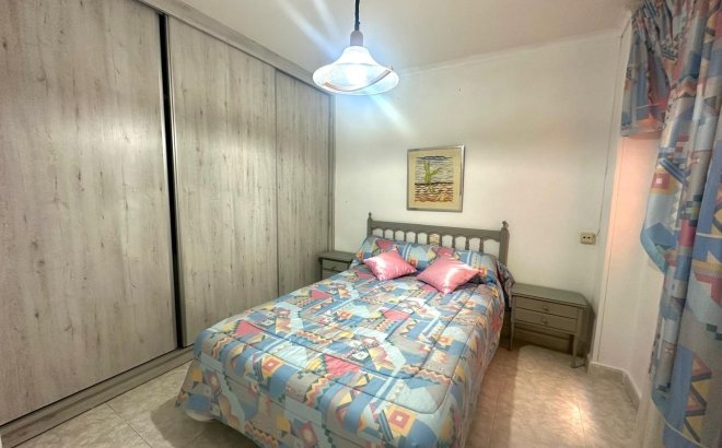 Herverkoop - Appartement -
Torrevieja - Centro