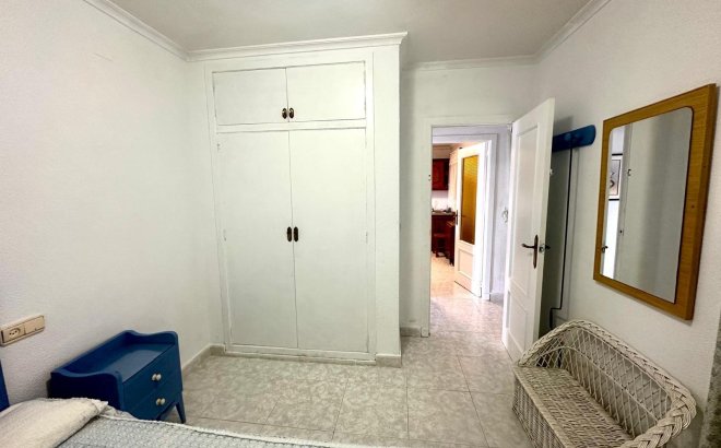 Herverkoop - Appartement -
Torrevieja - Centro