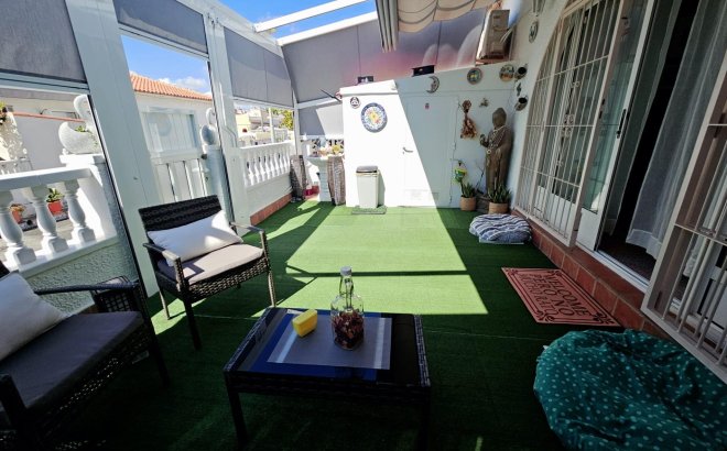 Resale - Bungalow -
Torrevieja - La Siesta - El Salado - Torreta