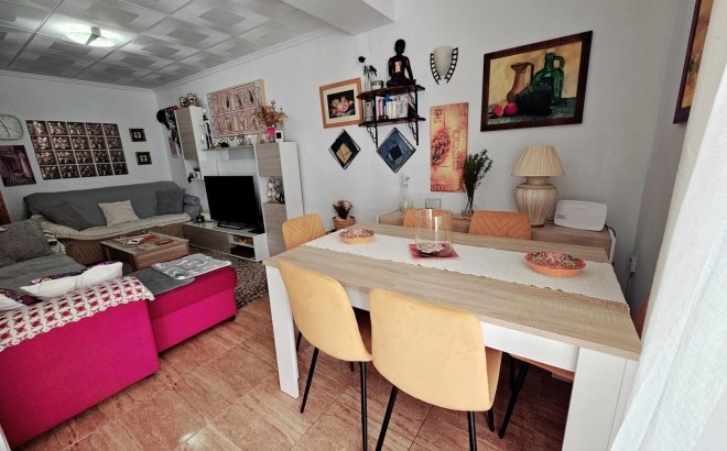 Resale - Bungalow -
Torrevieja - La Siesta - El Salado - Torreta