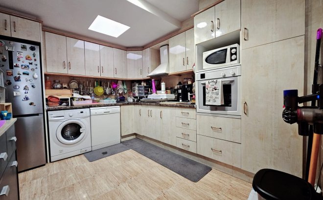 Resale - Bungalow -
Torrevieja - La Siesta - El Salado - Torreta