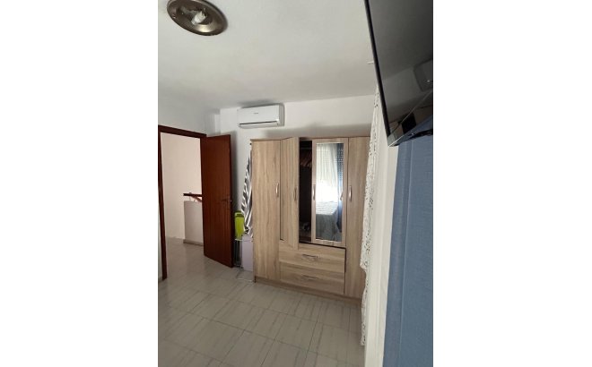 Resale - Town House -
Torrevieja - Centro
