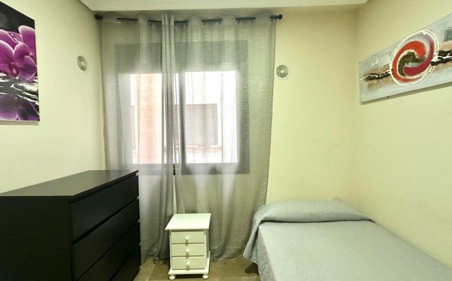 Herverkoop - Appartement -
Torrevieja