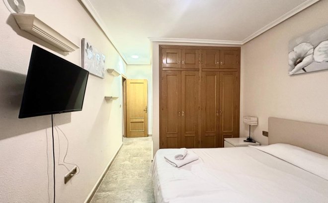 Herverkoop - Appartement -
Torrevieja