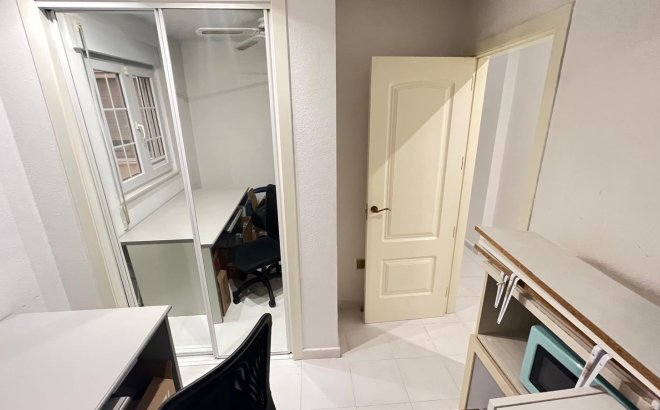 Herverkoop - Appartement -
Torrevieja