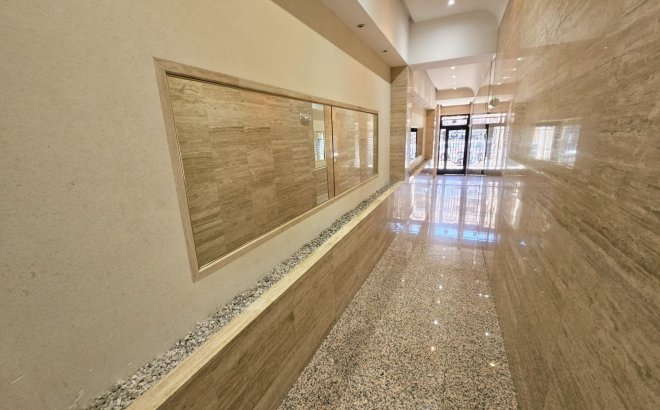 Resale - Apartment -
Torrevieja