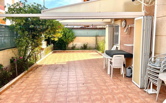 Herverkoop - Appartement -
Torrevieja - Playa del Cura