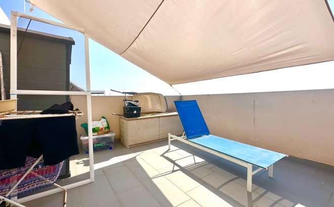 Herverkoop - Town House -
Torrevieja - Aguas Nuevas