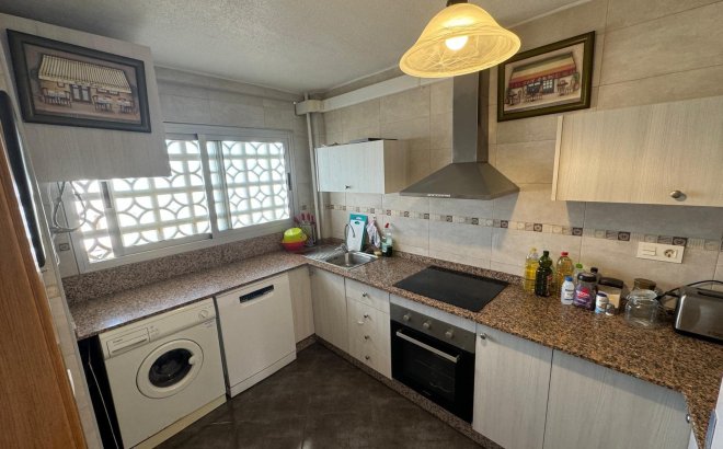 Resale - Apartment -
Torrevieja - Playa del Cura