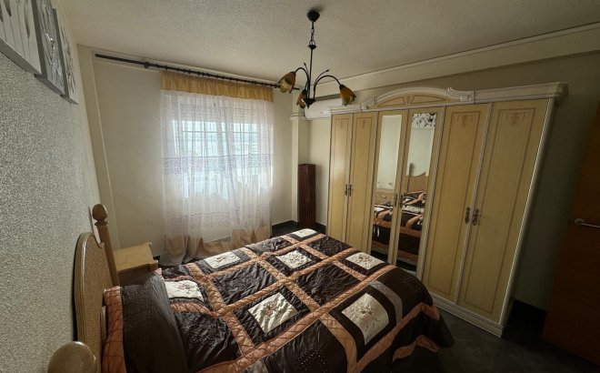 Resale - Apartment -
Torrevieja - Playa del Cura