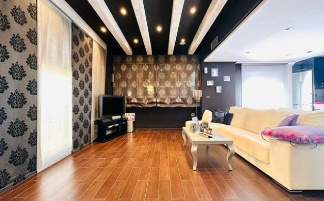 Resale - Apartment -
Torrevieja - Estacion De Autobuses