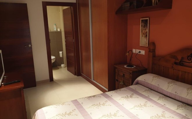 Resale - Apartment -
Torrevieja - Las Piscinas Naturales