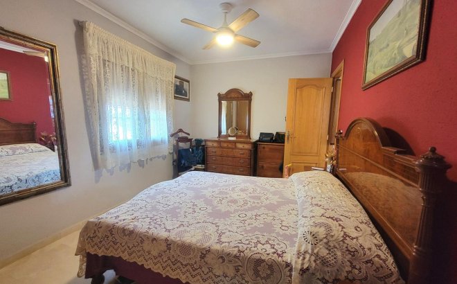 Resale - Villa -
Torrevieja - Aguas Nuevas