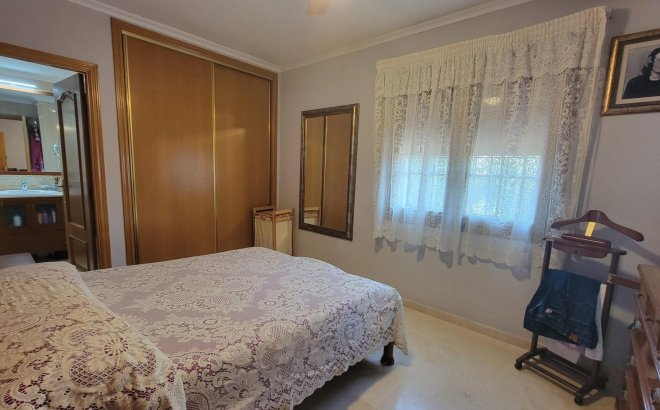 Resale - Villa -
Torrevieja - Aguas Nuevas