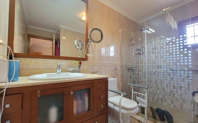 Resale - Villa -
Torrevieja - Aguas Nuevas