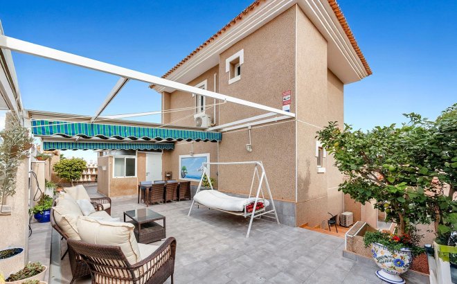Revente - Villa -
Torrevieja - Los Balcones - Los Altos del Edén