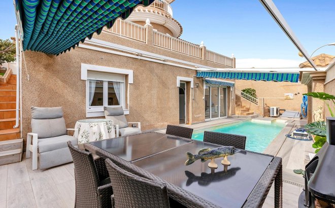 Revente - Villa -
Torrevieja - Los Balcones - Los Altos del Edén