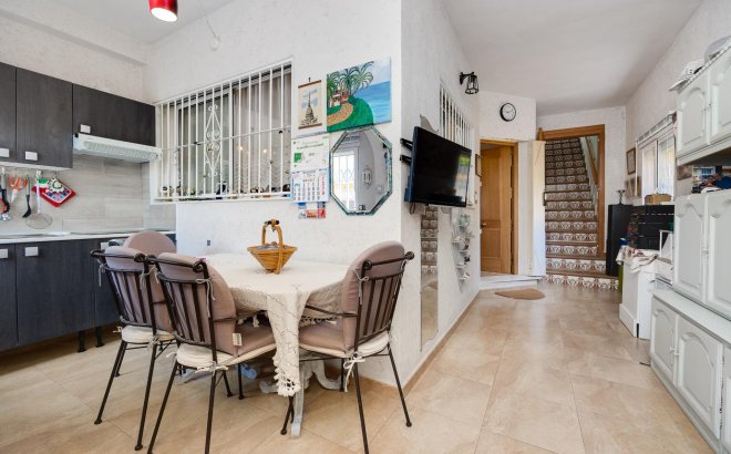 Resale - Villa -
Torrevieja - Aguas Nuevas