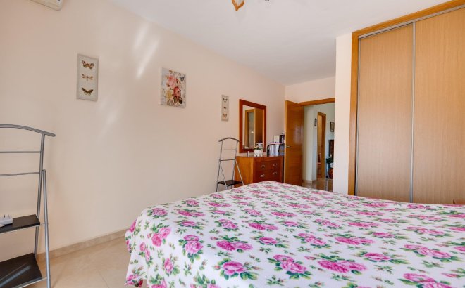Resale - Villa -
Torrevieja - Aguas Nuevas
