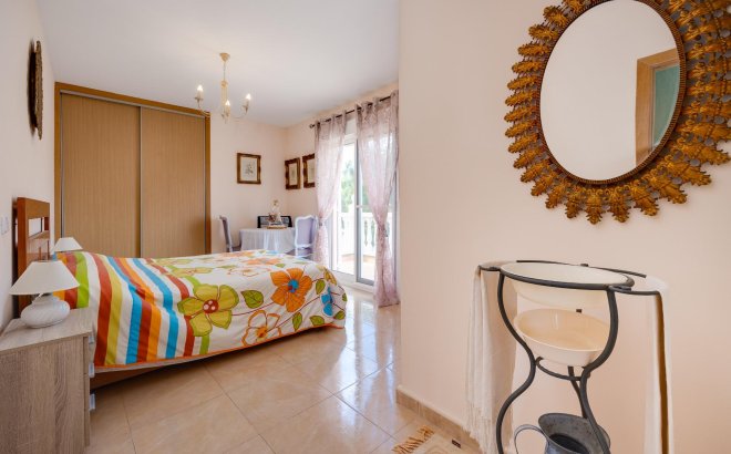 Resale - Villa -
Torrevieja - Aguas Nuevas
