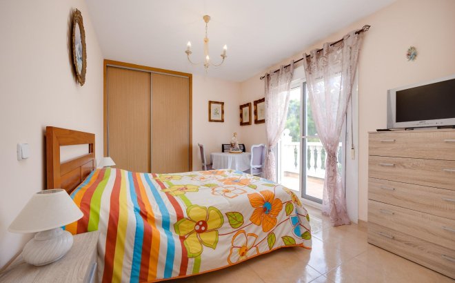 Resale - Villa -
Torrevieja - Aguas Nuevas