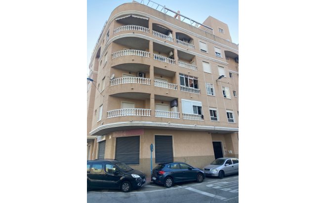 Resale - Apartment -
Torrevieja - Costa Blanca