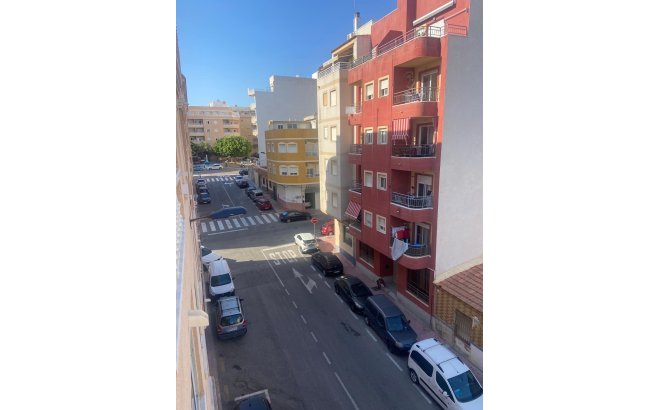 Resale - Apartment -
Torrevieja - Costa Blanca
