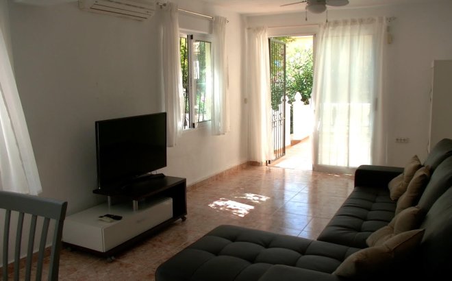 Resale - Villa -
Torrevieja - Costa Blanca
