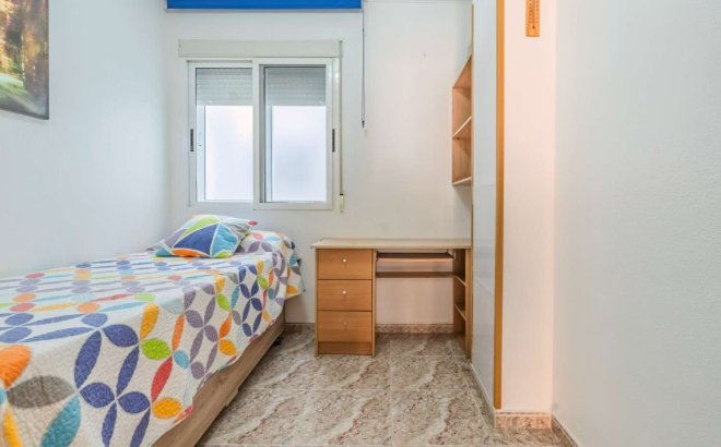 Herverkoop - Appartement -
Torrevieja - Costa Blanca