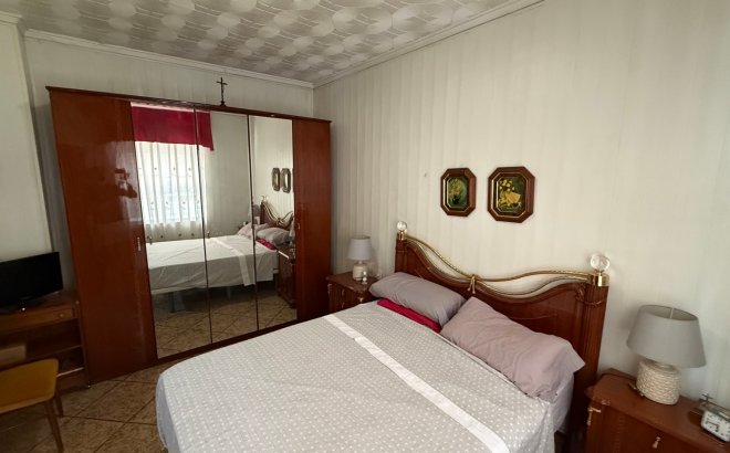 Herverkoop - Town House -
Torrevieja - Costa Blanca