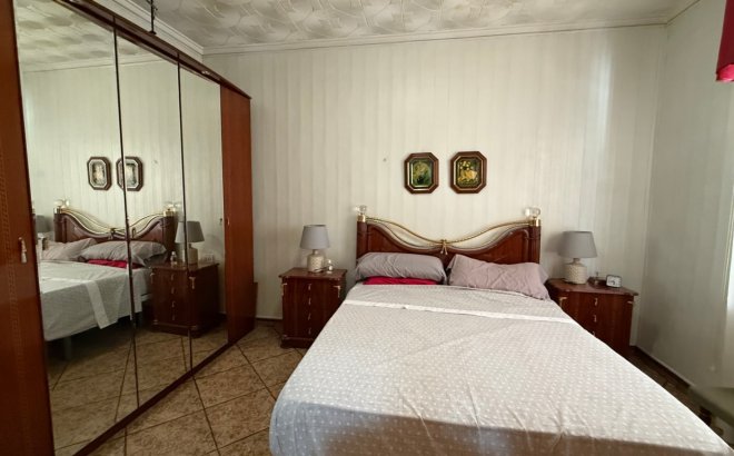 Herverkoop - Town House -
Torrevieja - Costa Blanca