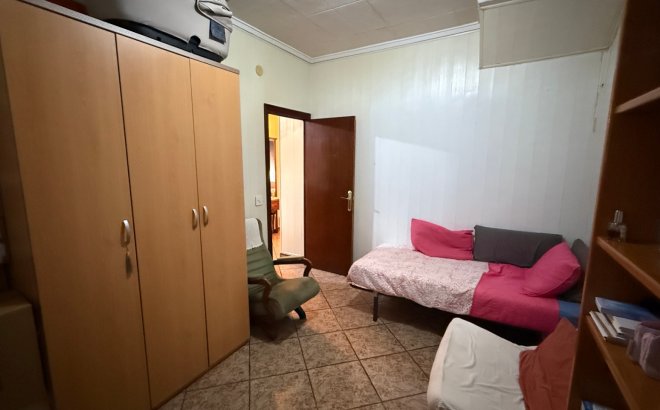 Herverkoop - Town House -
Torrevieja - Costa Blanca