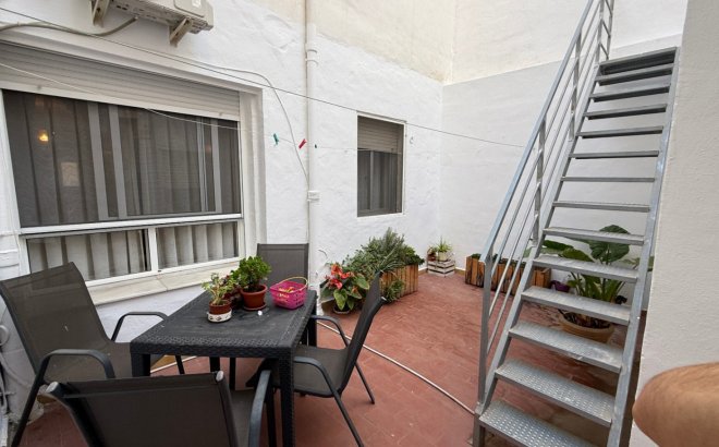 Herverkoop - Town House -
Torrevieja - Costa Blanca