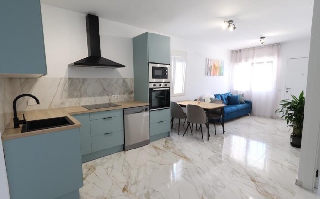 Resale - Town House -
Torrevieja - Costa Blanca