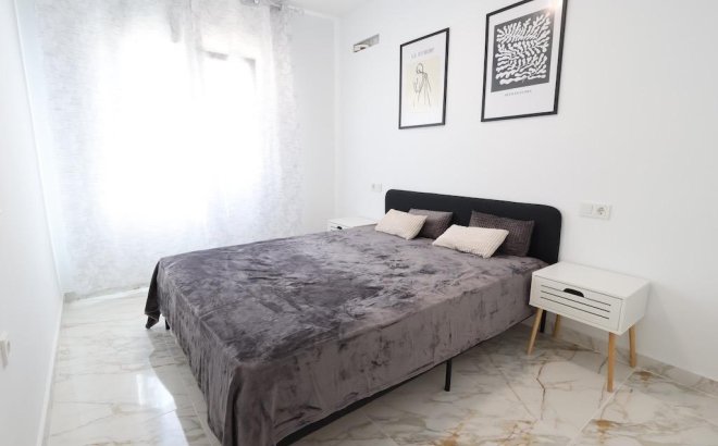 Resale - Town House -
Torrevieja - Costa Blanca