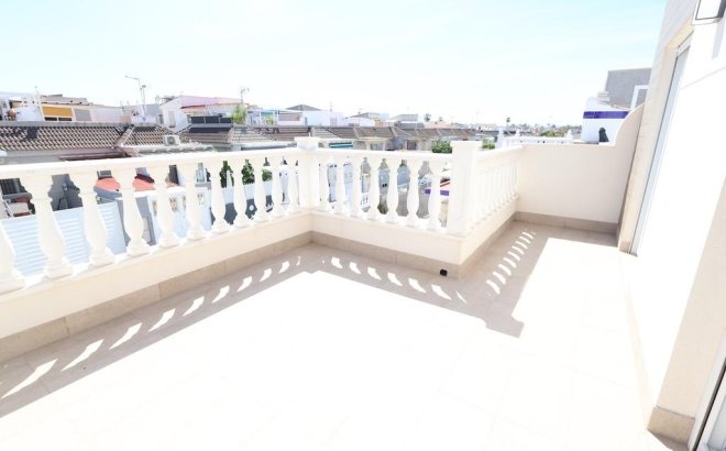 Resale - Town House -
Torrevieja - Costa Blanca