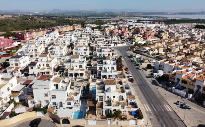 Resale - Semi Detached -
Torrevieja - Los Balcones