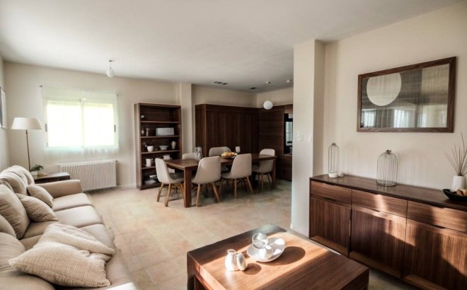 Resale - Villa -
Torrevieja - La Siesta - El Salado - Torreta