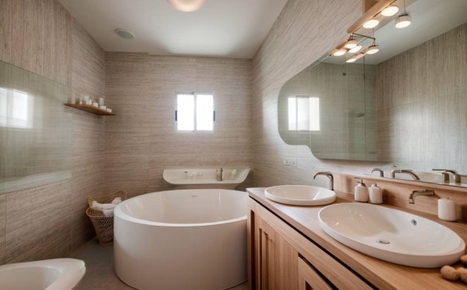 Resale - Villa -
Torrevieja - La Siesta - El Salado - Torreta