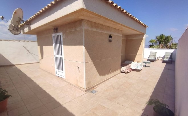 Resale - Villa -
Torrevieja - La Siesta - El Salado - Torreta