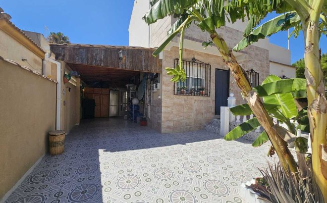 Resale - Villa -
Torrevieja - Torre Del Moro