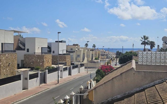 Resale - Villa -
Torrevieja - Torre Del Moro
