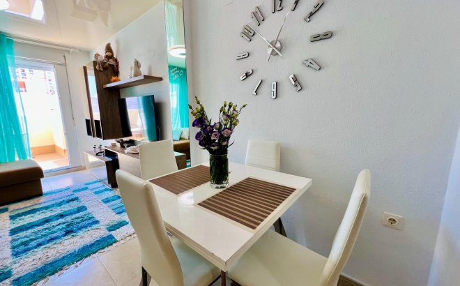 Resale - Penthouse -
Torrevieja - Playa de los Locos