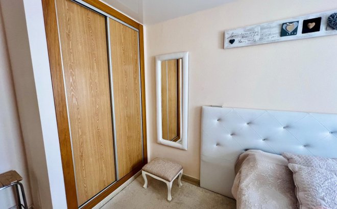 Resale - Penthouse -
Torrevieja - Playa de los Locos