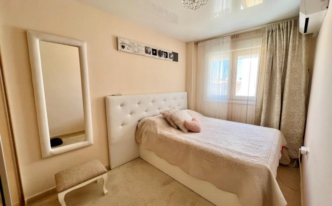 Resale - Penthouse -
Torrevieja - Playa de los Locos