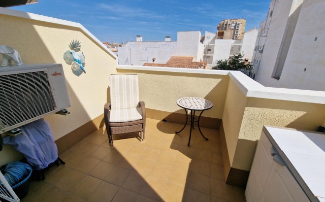 Resale - Penthouse -
Torrevieja - Playa de los Locos